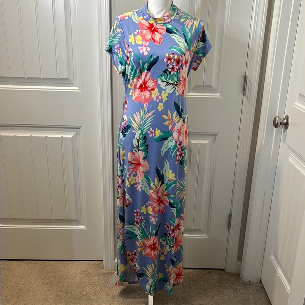 Jolie & Joy Blue Floral Maxi Sundress with cut out back 1X